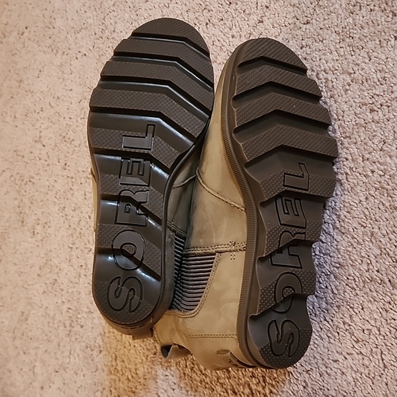 Sorel Wedge Boots - Picture 4 of 11